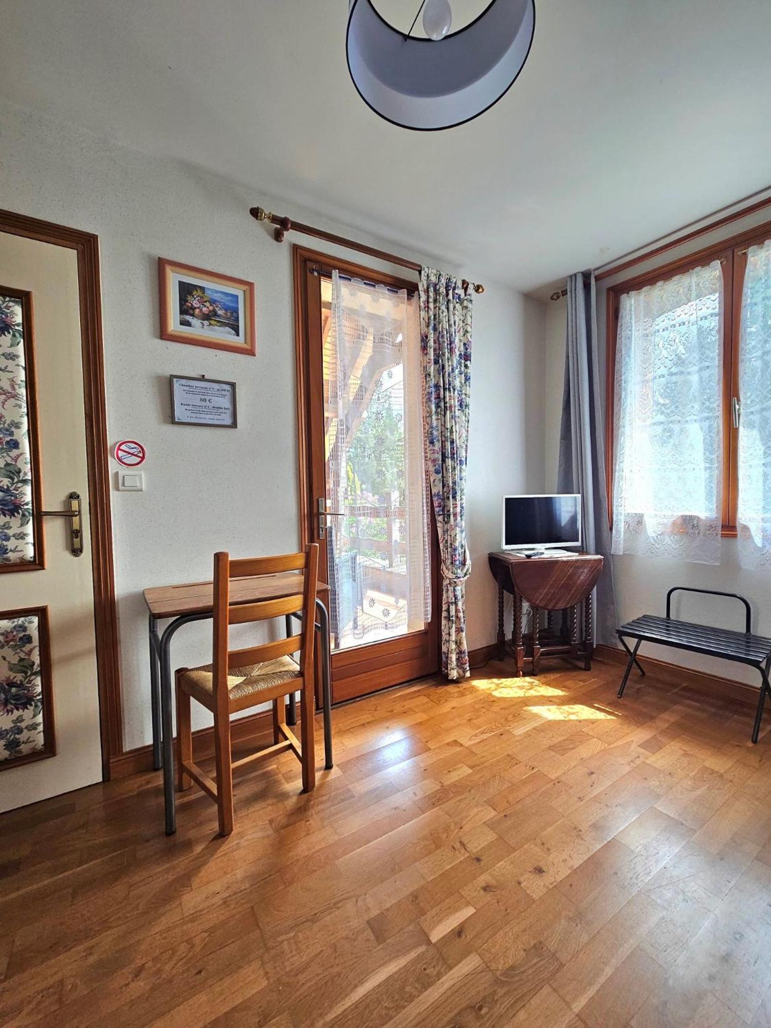 Chambres D'Hotes Chez Renee Le Charmel Exterior foto